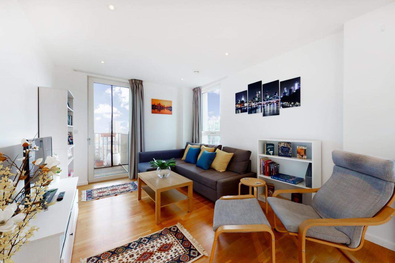 Lovely 2 Bedroom Flat With Balcony In Stratford Λονδίνο Εξωτερικό φωτογραφία