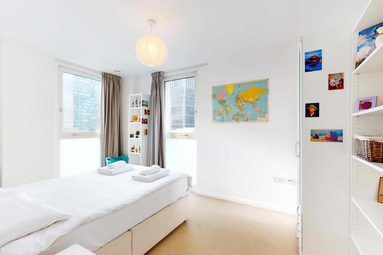 Lovely 2 Bedroom Flat With Balcony In Stratford Λονδίνο Εξωτερικό φωτογραφία